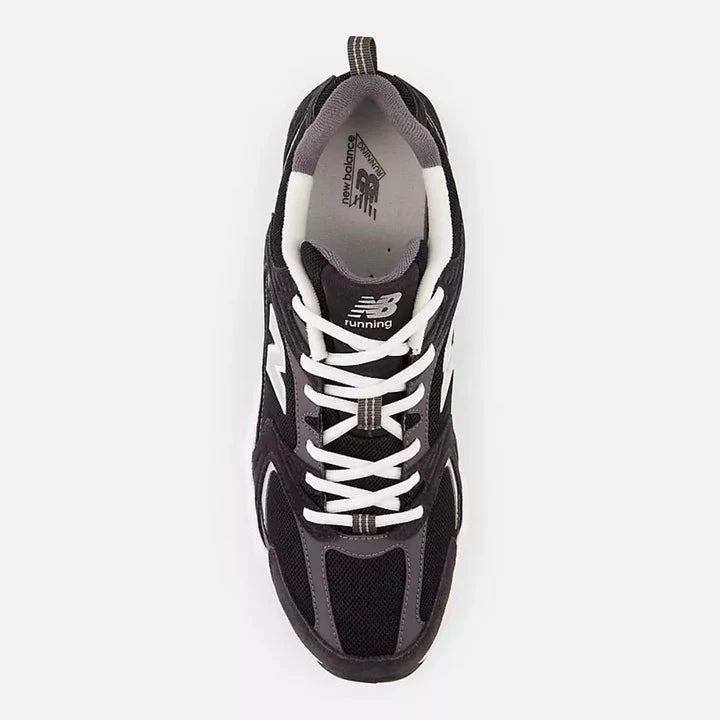 Sneakers 530